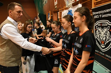 Pół tysiąca młodych siatkarzy na Ogólnopolskim Turnieju Minisiatkówki w Lesznie! (zdjęcia)