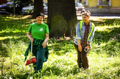 Zieleń w Lesznie – codzienna praca w całym mieście