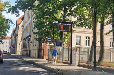 Elektroniczne tablice informacyjne na przystankach w Lesznie 