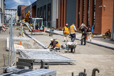 Trwa rewitalizacja ulic w centrum Leszna. Kolejny etap prac na ul. Królowej Jadwigi i Krótkiej
